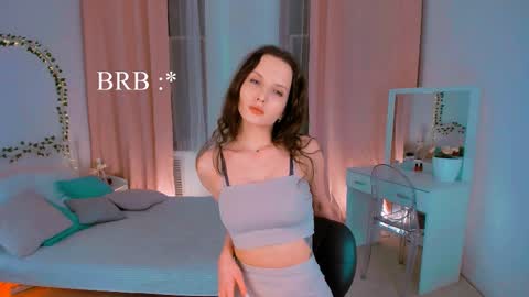 Snapshot of ariadna_s chatting on 03.01.25 Ariadna online show from 03.01.25