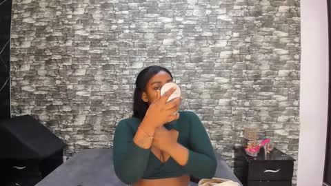 Ariana online show from 11.13.25