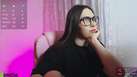 Snapshot of arianahot777 chatting on 02.06.25 arianahot777 online show from 02.06.25