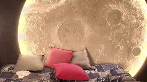 Aria vegaa  online show from 12.04.25