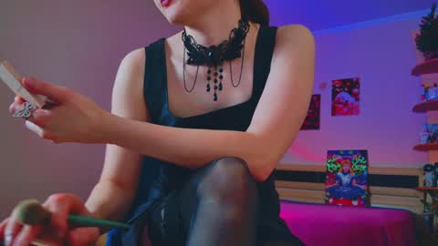 Snapshot of arielstonks_lovee chatting on 01.09.25 arielstonks_lovee online show from 01.09.25