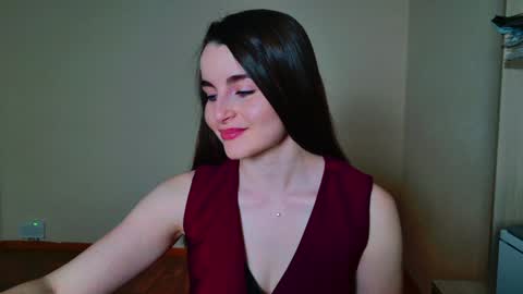 Snapshot of arielstonks_lovee chatting on 02.04.25 arielstonks_lovee online show from 02.04.25