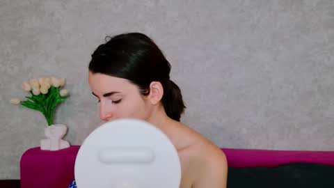 Snapshot of arielstonks_lovee chatting on 09.23.25 arielstonks_lovee online show from 09.23.25