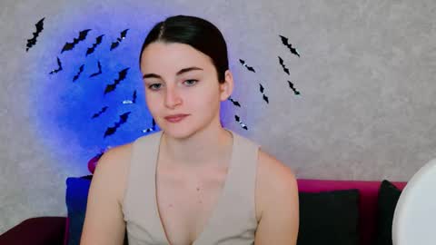 Snapshot of arielstonks_lovee chatting on 10.17.25 arielstonks_lovee online show from 10.17.25