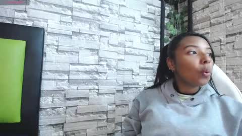 Snapshot of arietta_ chatting on 03.03.25 ARIETTA online show from 03.03.25