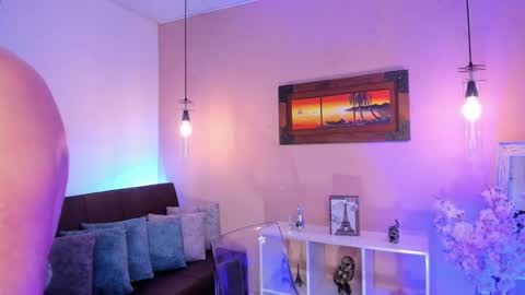  Arianna  online show from 02.13.25