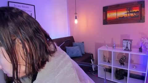  Arianna  online show from 02.25.25