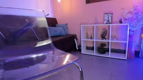  Arianna  online show from 02.25.25