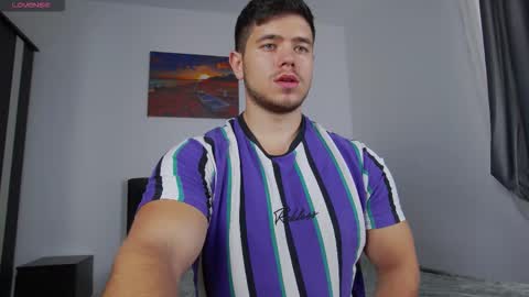 Snapshot of arilass chatting on 11.04.25 A n g e l  f r o m  H e l l online show from 11.04.25