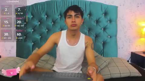 Snapshot of arion_sherwind chatting on 09.18.25 Arion online show from 09.18.25