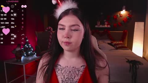Snapshot of arizonaa_muse chatting on 12.18.24 Astrid online show from 12.18.24