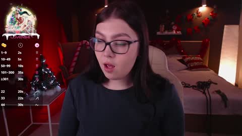 Snapshot of arizonaa_muse chatting on 12.21.24 Astrid online show from 12.21.24