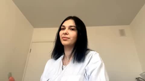 Snapshot of armandadunnigan chatting on 10.17.25 Sofia online show from 10.17.25