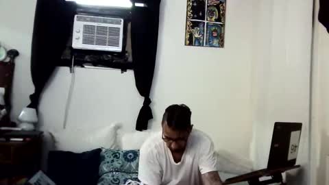 Snapshot of armstrong1718 chatting on 11.09.25 armstrong1718 online show from 11.09.25