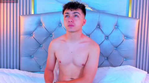 aron__cooper online show from 12.04.24