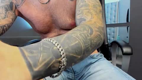 AronGrant online show from 11.09.25