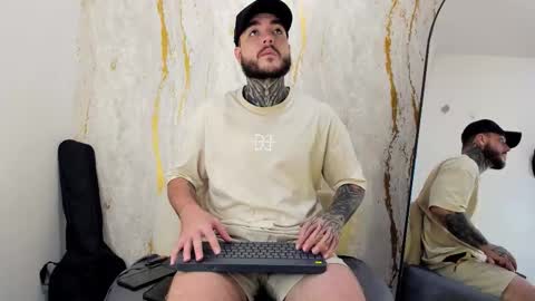 Aron online show from 10.30.25