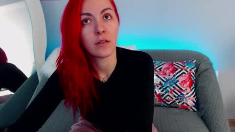 arri_ella online show from 10.17.25