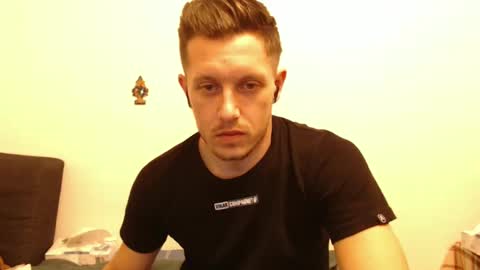 arromwilliam90 online show from 01.17.25