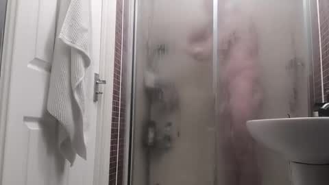 art2414 online show from 10.12.25