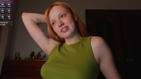 Snapshot of artemisa_meows chatting on 09.19.25 SEE U THURSDAY online show from 09.19.25
