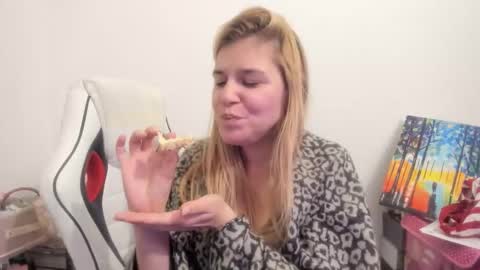 MIA online show from 11.24.25