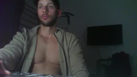 Snapshot of artur833 chatting on 10.18.25 artur833 online show from 10.18.25