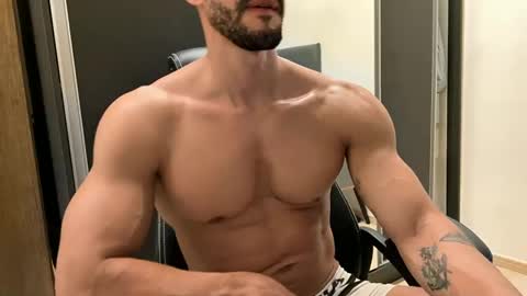 Arthur Villasboas online show from 12.04.24