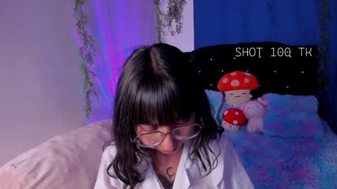 Snapshot of arya_line chatting on 01.12.25 Arys online show from 01.12.25