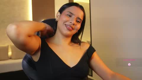 Snapshot of arya_ruiz chatting on 09.26.25 Arya online show from 09.26.25