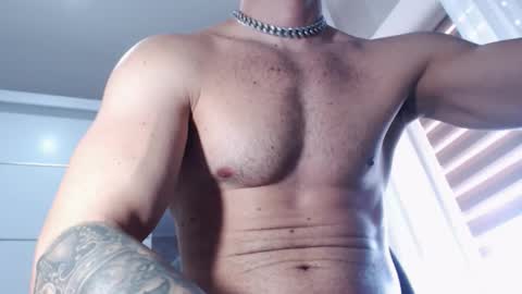 Snapshot of aryanaian1 chatting on 01.16.25 AryanAian1 online show from 01.16.25