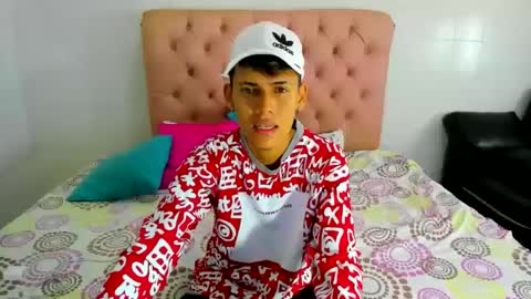 Snapshot of asbeell_grigory chatting on 09.22.25 asbeell grigory online show from 09.22.25
