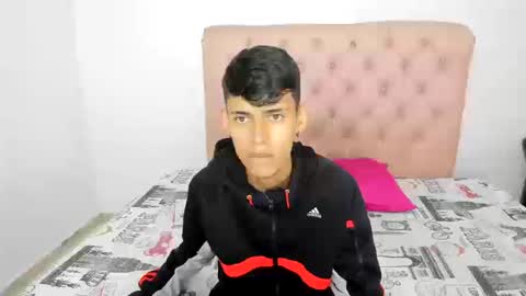 Snapshot of asbeell_grigory chatting on 10.17.25 asbeell grigory online show from 10.17.25