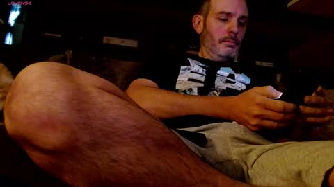 Snapshot of aschke chatting on 12.04.25 aschke online show from 12.04.25