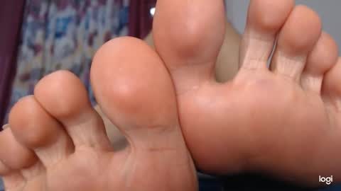 Snapshot of ash_nicefeet chatting on 02.10.25 ashley online show from 02.10.25