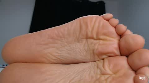 Snapshot of ash_nicefeet chatting on 02.17.25 ashley online show from 02.17.25