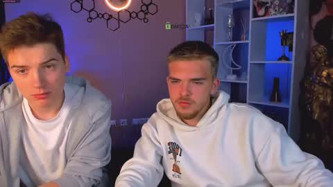 ash_raven_ online show from 09.16.25