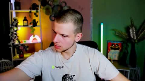 ash_raven_ online show from 09.21.25