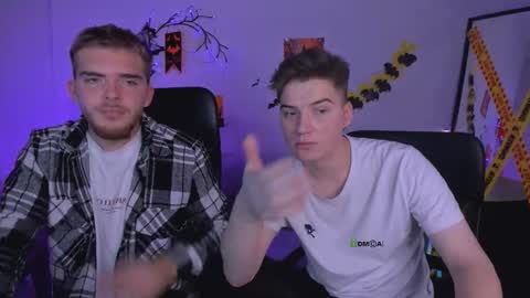 ash_raven_ online show from 11.02.25