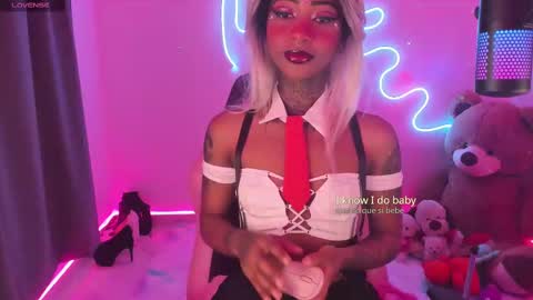 Snapshot of ashanti_sweet chatting on 02.22.25 AshantiINDEPENDENT MODEL online show from 02.22.25