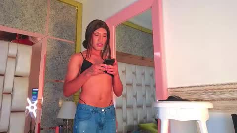 ashely_marin online show from 11.21.25