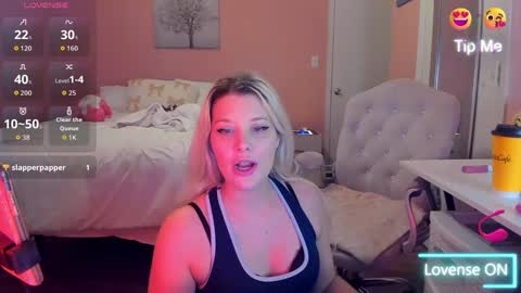 Snapshot of ashley_57 chatting on 09.16.25 Ashley online show from 09.16.25