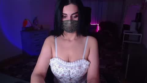 Snapshot of ashley__cooper__ chatting on 12.15.24 Yasmina online show from 12.15.24