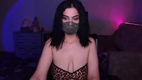Snapshot of ashley__cooper__ chatting on 12.21.24 Yasmina online show from 12.21.24