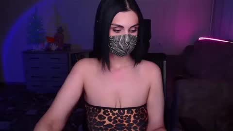 Snapshot of ashley__cooper__ chatting on 01.06.25 Yasmina online show from 01.06.25