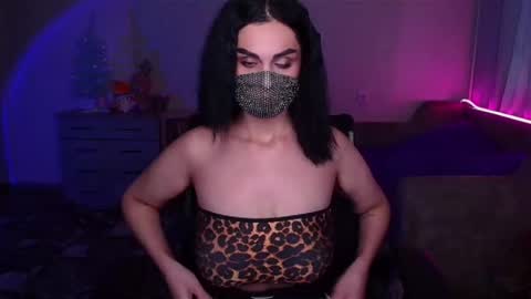 Snapshot of ashley__cooper__ chatting on 01.12.25 Yasmina online show from 01.12.25