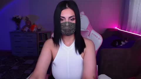 Snapshot of ashley__cooper__ chatting on 02.17.25 Yasmina online show from 02.17.25