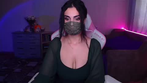Snapshot of ashley__cooper__ chatting on 02.18.25 Yasmina online show from 02.18.25