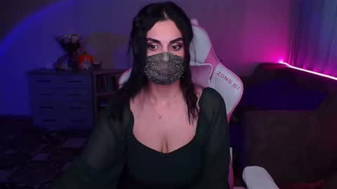 Snapshot of ashley__cooper__ chatting on 02.18.25 Yasmina online show from 02.18.25