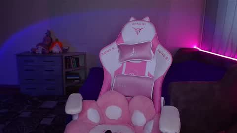 Snapshot of ashley__cooper__ chatting on 02.22.25 Yasmina online show from 02.22.25